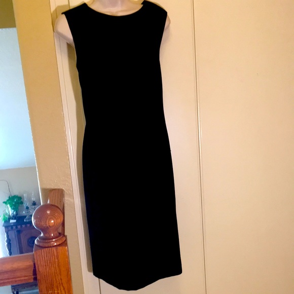 Kasper Dresses & Skirts - Black sheath dress